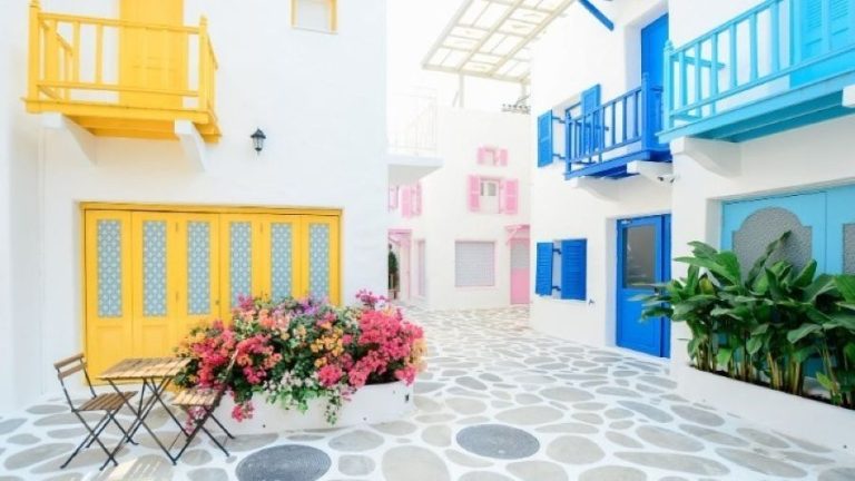 Ρόδος: Πάνω από 200 ξενοδοχεία θα ανοίξουν έως το τέλος του μήνα στο νησί