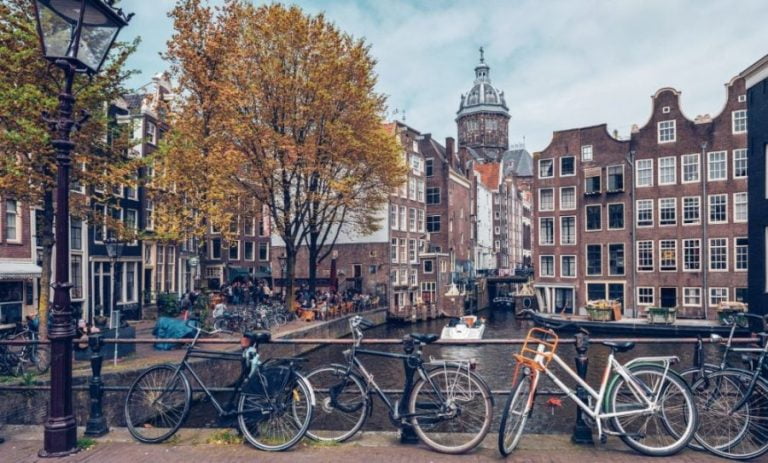 Ολλανδία: Οι αρχές εντόπισαν τον κορωνοϊό στα αστικά λύματα