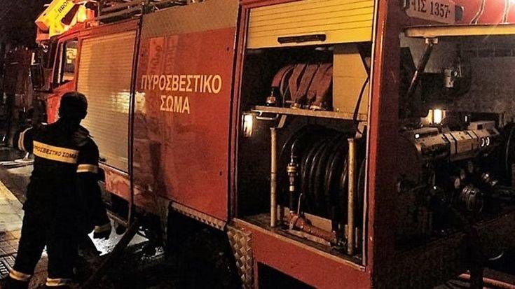Εμπρηστική επίθεση σε οχήματα εταιρειών κούριερ στη Θεσσαλονίκη