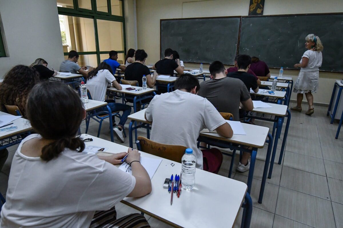 Πανελλαδικές εξετάσεις: Πώς το άγχος επηρεάζει τους υποψήφιους