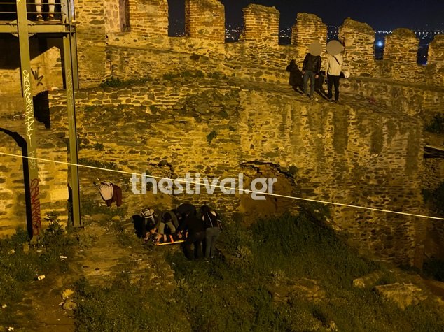 Πτώση νεαρής από τα τείχη της Θεσσαλονίκης1