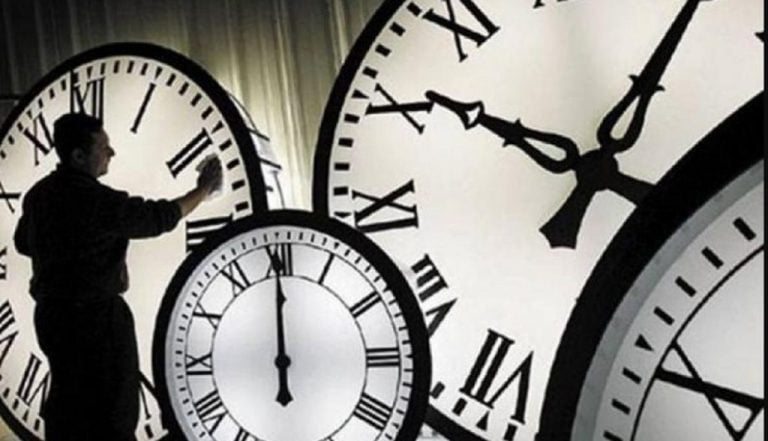Αλλαγή ώρας: Πότε γυρίζουμε τα ρολόγια μας -Τι κέρδος θα έχουμε