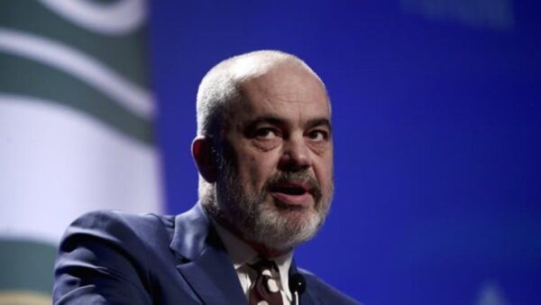 Αλβανία: Το PS του Έντι Ράμα εξασφαλίζει πλειοψηφία στο κοινοβούλιο