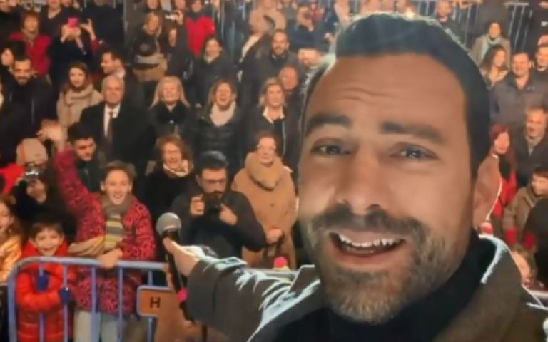 Σάκης Τανιμανίδης: «Έριξε» το Instagram με Χριστούγεννα στη Θεσσαλονίκη! (video)