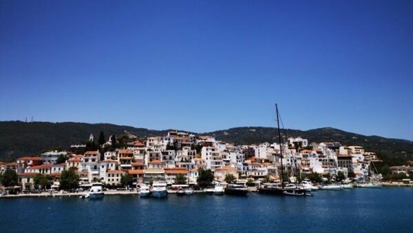 Σκιάθος: Κατονόμασε τοκογλύφο στο σημείωμα που άφησε ο 55χρονος αυτόχειρας