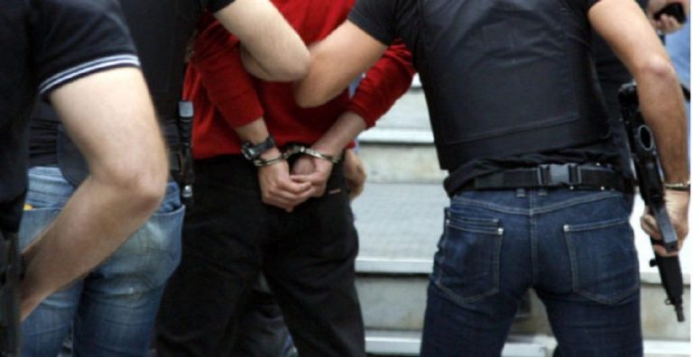 Σέρρες : Χάλκινα καλώδια αξίας 1.300 ευρώ έκλεψε 40χρονος