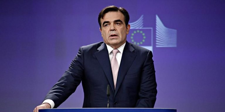 Σε Αθήνα και Άγκυρα οι Σχοινάς – Γιόχανσον για τη νέα μεταναστευτική πολιτική της ΕΕ