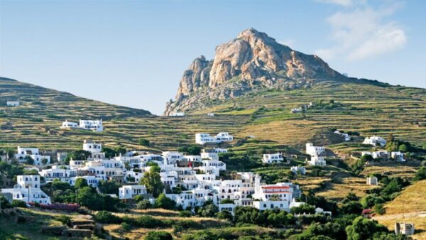 Ιδανικός ανοιξιάτικος προορισμός η Τήνος για το αμερικανικό ταξιδιωτικό μέσο Whereverfamily.com