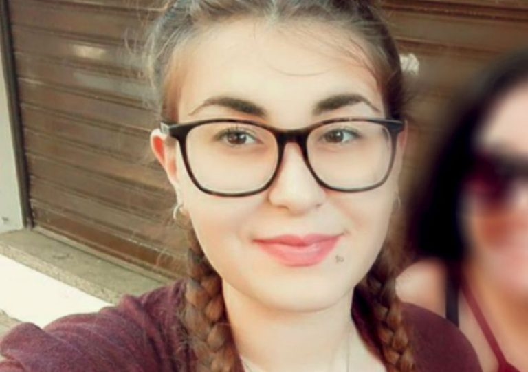 Δολοφονία Τοπαλούδη: Έλυσαν τη σιωπή τους οι γονείς του 21χρονου Αλβανού – Τι αποκάλυψαν