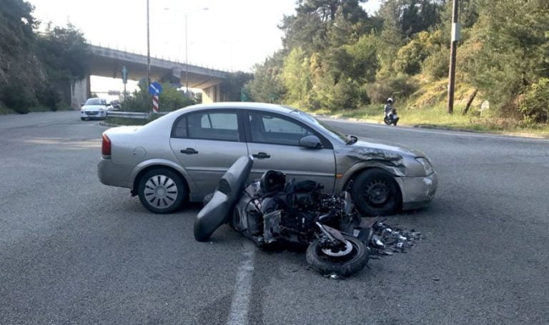 Καβάλα: Τροχαίο ατύχημα με μηχανή στον Άγιο Σίλα – ‘Ενας τραυματίας