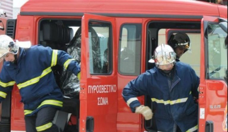 Αντίρριο: Πήρε φωτιά τουριστικό λεωφορείο που μετέφερε μαθητές