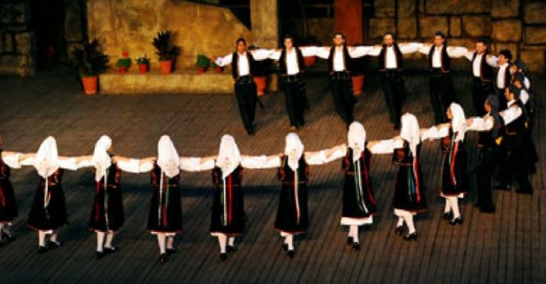 Σέρρες:  Διεθνές Φεστιβάλ παραδοσιακών χορών στα Χρυσοχώραφα