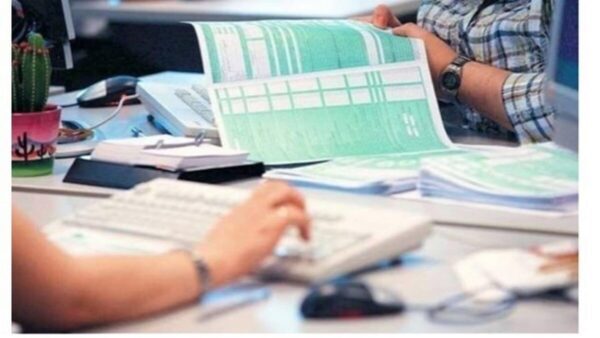 Οι υποχρεώσεις και οι εκκρεμότητες των φορολογουμένων πριν φύγει το 2022