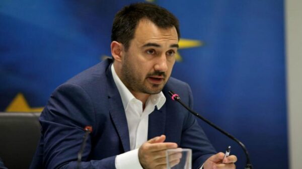 Αλ, Χαρίτσης για τα εξοπλιστικά: Κάνετε μπίζνες με τους εξοπλισμούς και πουλάτε πατριωτισμό