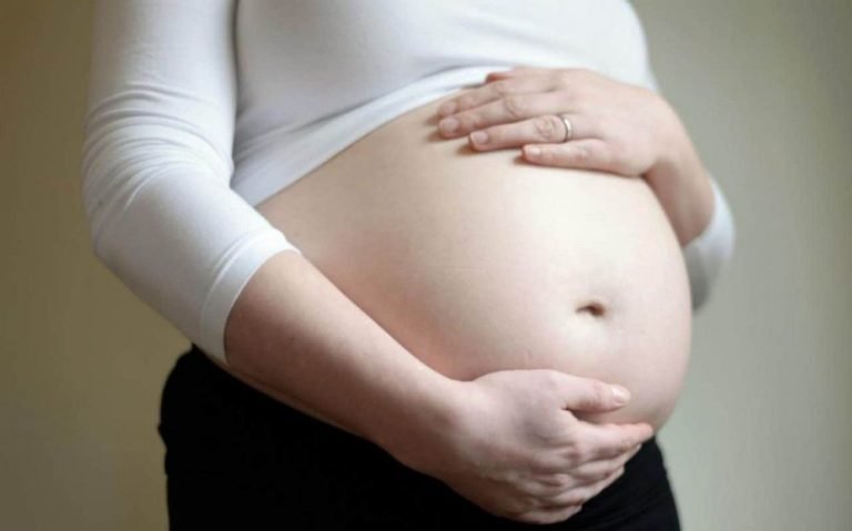 Επίδομα γέννας: Σε πόσες δόσεις θα καταβληθεί