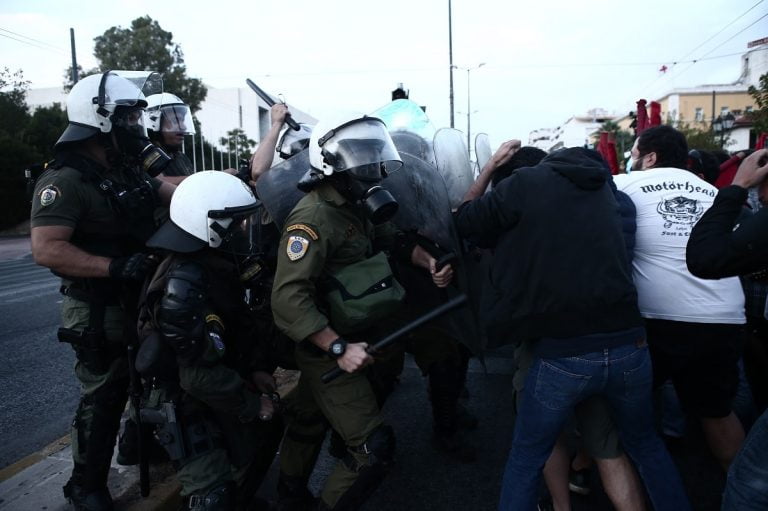 Αθήνα: Ένταση ανάμεσα σε αντιεξουσιαστές και αστυνομικούς
