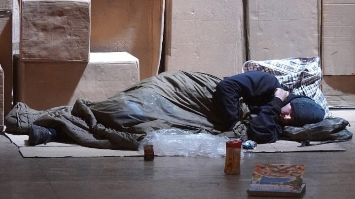 Κορωνοϊός: Καταγγελίες για πρόστιμα «άσκοπης μετακίνησης» σε άστεγους στη Θεσσαλονίκη