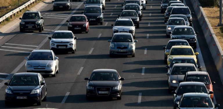 Τι προβλέπει ο ΚΟΚ: Ποια είναι τα όρια ταχύτητας σε κάθε δρόμο