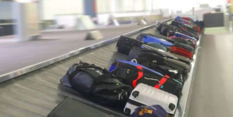 Θεσσαλονίκη: Καταδίκη εργάτη του αεροδρομίου που «ξάφριζε» τις αποσκευές ταξιδιωτών