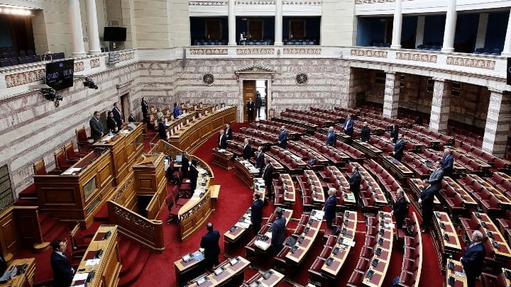 Κατατίθεται σήμερα στη Βουλή το νομοσχέδιο για τις διαδηλώσεις