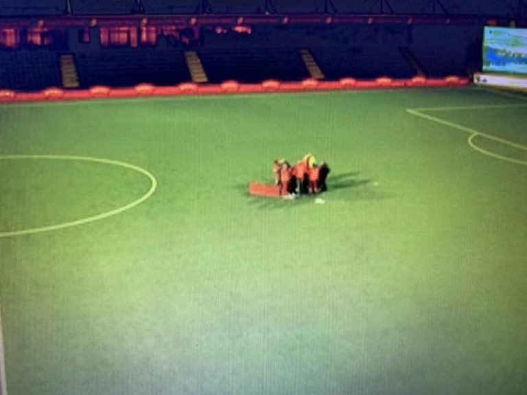 Σοκ στη Νορβηγία: Ποδοσφαιριστής έπαθε καρδιακή προσβολή μέσα στο γήπεδο (φωτο)