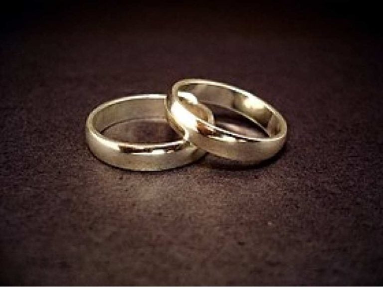 Ελβετία: Τα ζευγάρια του ιδίου φύλου θα μπορούν να παντρεύονται από την 1η Ιουλίου του 2022