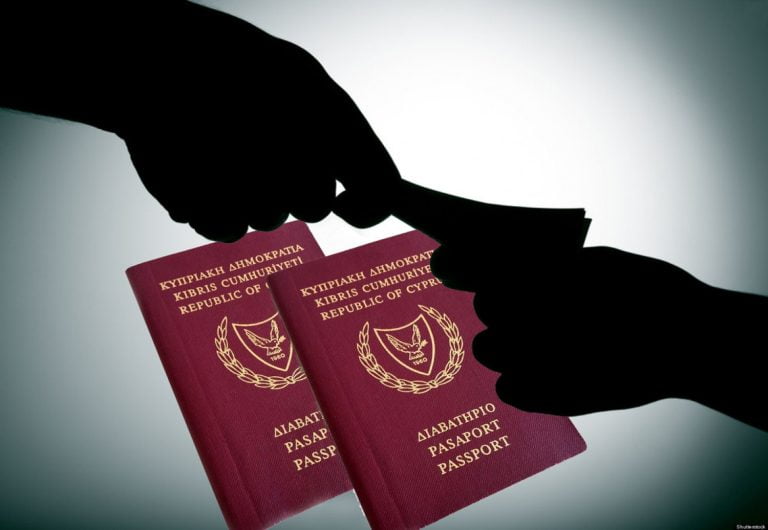 Σάλος με κύκλωμα αστυνομικών: Πουλούσαν διαβατήρια σε κακοποιούς – Ποια η ταρίφα