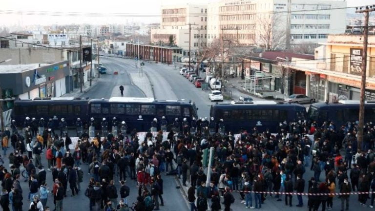 Θεσσαλονίκη: Τριάντα μια συλλήψεις κατά την επιχείρηση στο κτίριο διοίκησης του ΑΠΘ