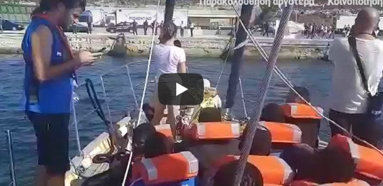 Ιταλία: Έλληνας διασώστης κόντρα στον Σαλβίνι έδεσε στην Λαμπεντούζα πλοίο που επιβαίνει
