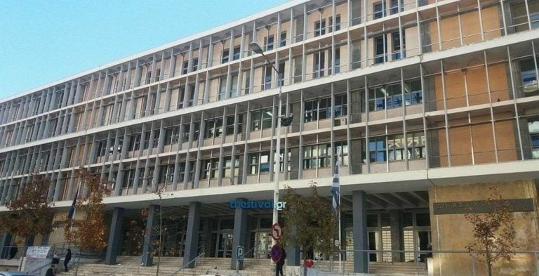 Θεσσαλονίκη: Διενέργεια πειθαρχικής εξέτασης για την υπόθεση της 10χρονης ζητά ο πρόεδρος του Δικηγορικού Συλλόγου