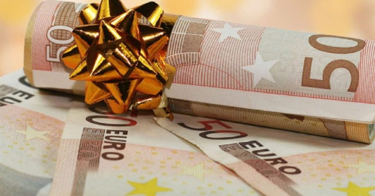 Δώρο Χριστουγέννων: Πότε θα πληρωθεί από τον ΟΑΕΔ σε ανέργους – Πώς υπολογίζεται