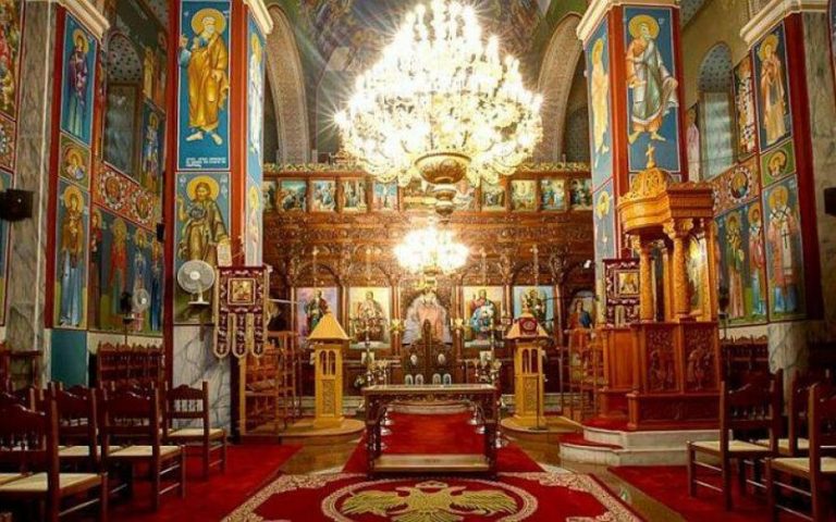 Θεσσαλονίκη: Πρόστιμα σε 2 ιερείς για μη τήρηση των μέτρων
