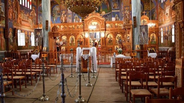 Δραματική πρόβλεψη Καπραβέλου: Μέχρι τα Χριστούγεννα θα έχουμε εκατόμβη νεκρών -“Η Εκκλησία να επιβάλλει τον έλεγχο”