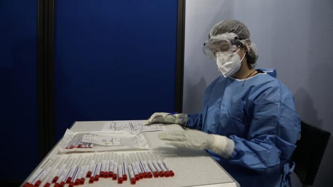 Σαράντα κρούσματα σε γηροκομείο Μαρούσι – Είχαν εμβολιαστεί κατά του κορονοϊού