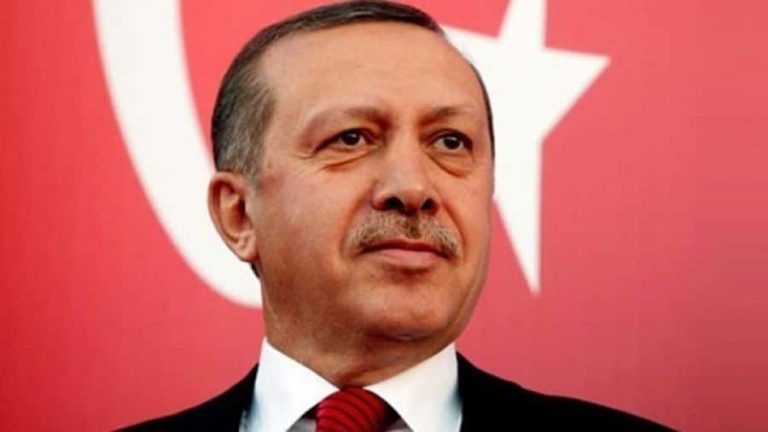Ο Ερντογάν ανακοίνωσε ότι σχεδιάζει να "κλείσει ή να ελέγξει" YouTube, Twitter, Netflix