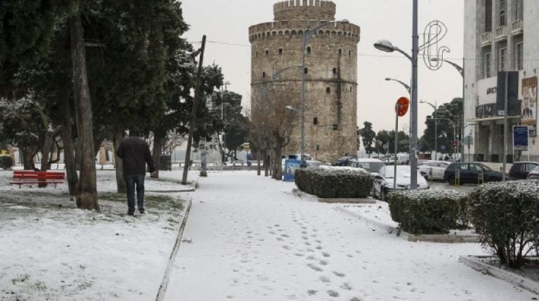 Σε κατάσταση έκτακτης ανάγκης ο δήμος Θεσσαλονίκης λόγω χιονιά
