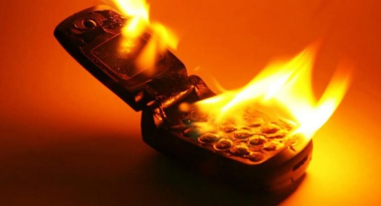 Βόλος: Κινδύνευσε να καεί 19χρονη που πήρε φωτιά το κινητό της