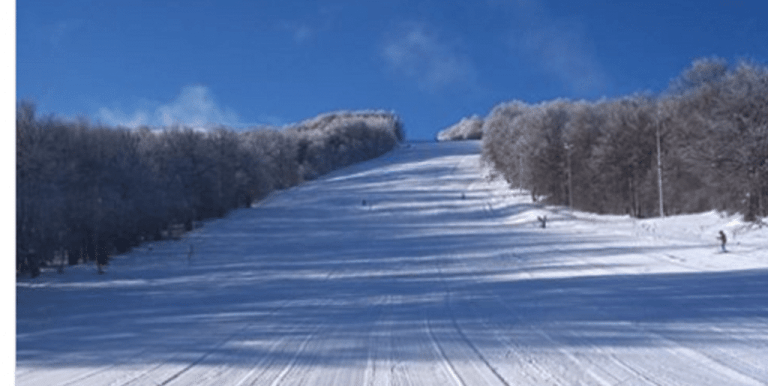 Σέρρες : Σε πλήρη λειτουργία το Χιονοδρομικό Κέντρο Λαϊλιά για τους λάτρεις του χιονιού