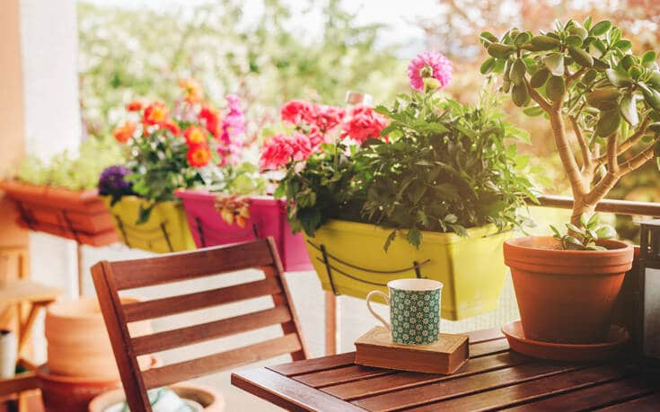 Πώς να δημιουργήσετε τον τέλειο κήπο στο μπαλκόνι σας