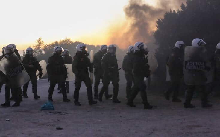 Μυτιλήνη: Αντιμέτωποι με βαριές κατηγορίες πολίτες που επιτέθηκαν σε αστυνομικούς