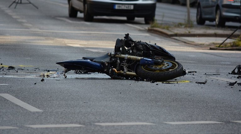 Θεσσαλονίκη: Νεκρός 55χρονος οδηγός μοτοσικλέτας σε τροχαίο