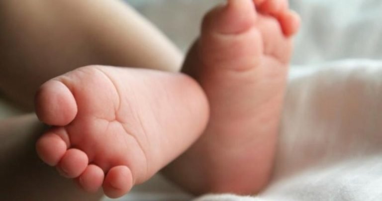 Τα μωρά που γεννήθηκαν μέσα στην πανδημία έχουν ελαφρώς χειρότερες επιδόσεις στα αναπτυξιακά τεστ