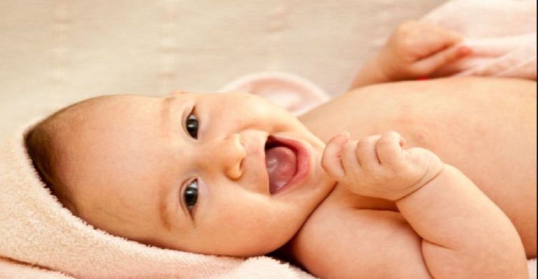Επίδομα γέννας: Εγκρίθηκε η δαπάνη για την πληρωμή