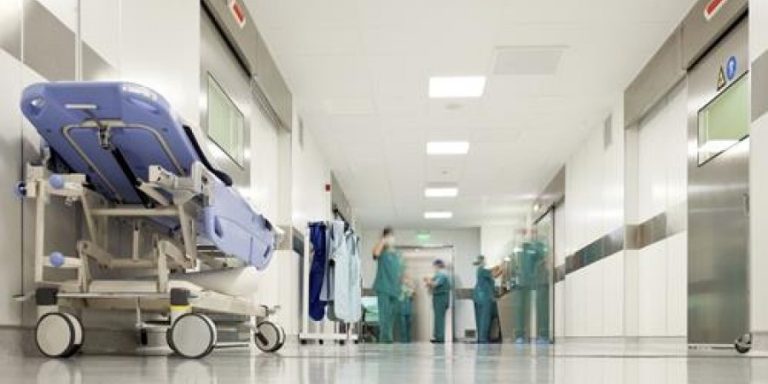 Γιατρός δέχθηκε επίθεση από Ρομά στο Νοσοκομείο της Βέροιας