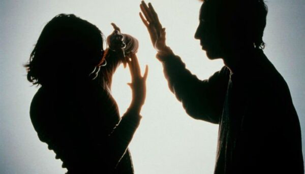 Λασίθι: Παρέα νεαρών ατόμων έστησαν ενέδρα σε 18χρονο – Τον ξυλοκόπησαν άγρια