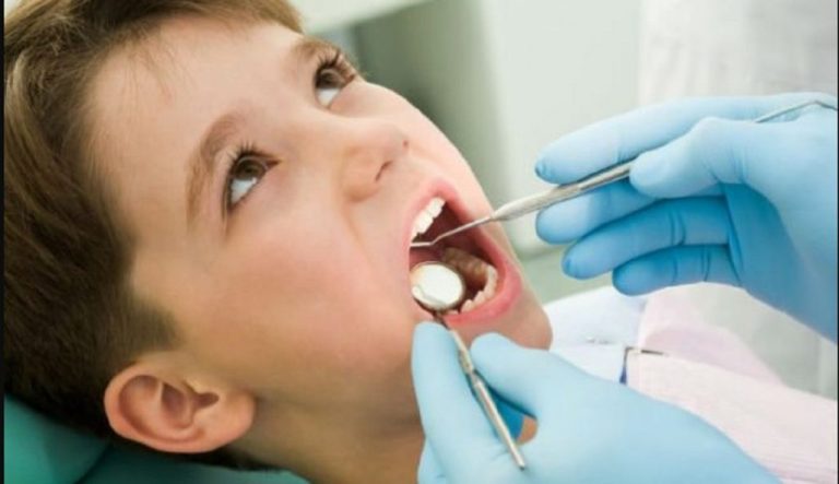 Δωρεάν οδοντιατρική φροντίδα για 800 χιλ.  παιδιά από τον ΕΟΠΥΥ
