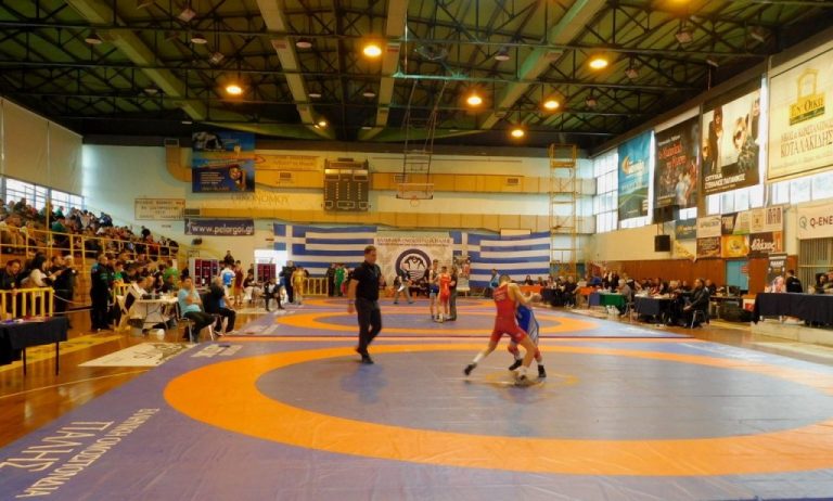 300 αθλητές από 56 συλλόγους στο Πανελλήνιο Πρωτάθλημα Πάλης στις Σέρρες