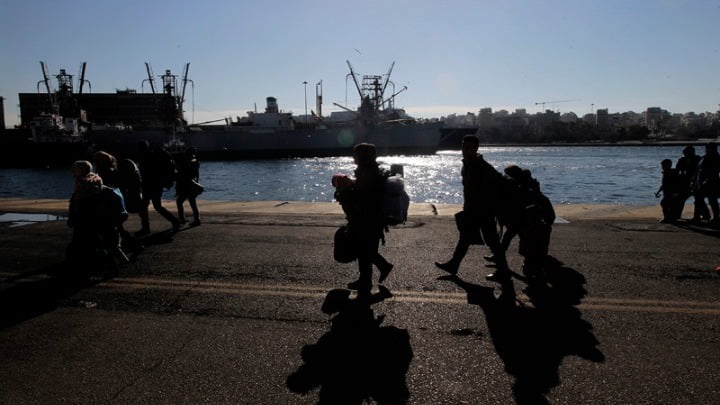 Στον Πειραιά το «Nήσος Σάμος» με 142 πρόσφυγες και μετανάστες