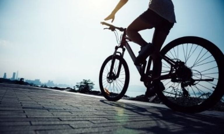 Τα μοναδικά οφέλη της ποδηλασίας  στην σωματική και ψυχική υγεία