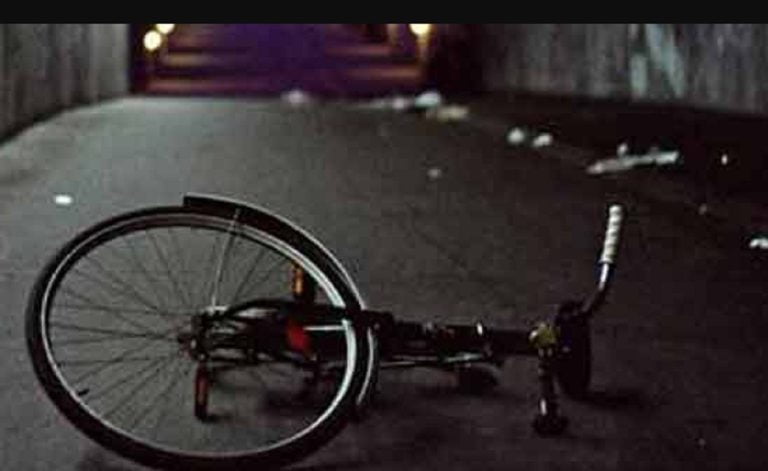 Σέρρες: Αυτοκίνητο συγκρούστηκε με ποδήλατο -Σοβαρά τραυματισμένος ο ποδηλάτης